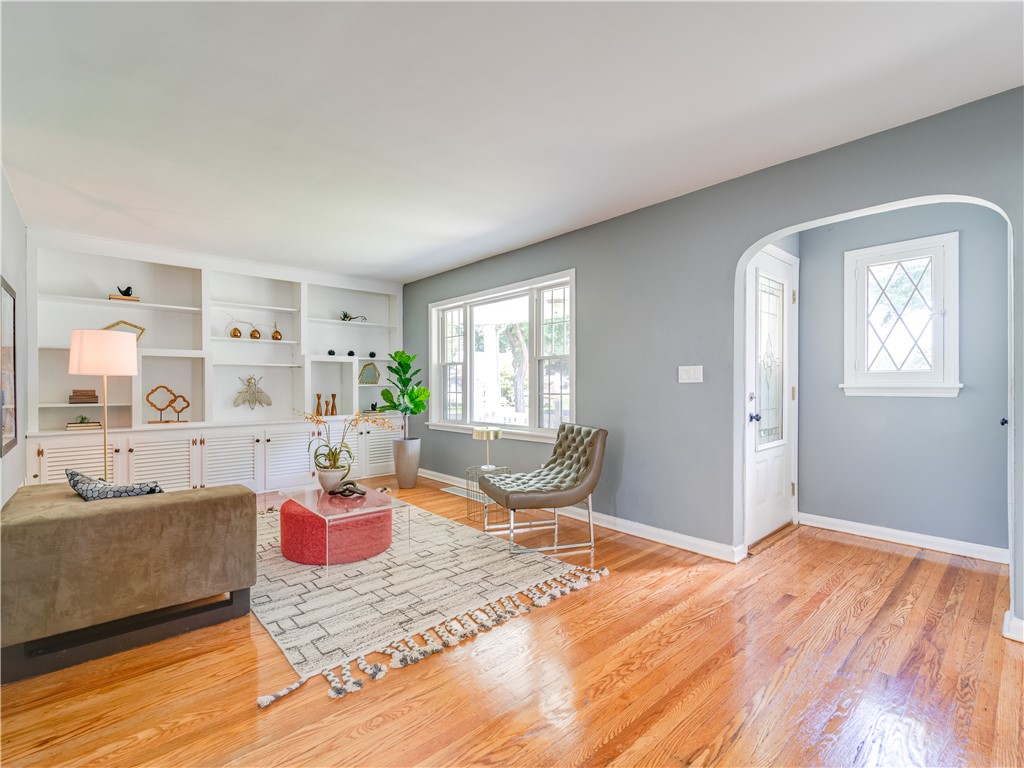 183 Hager Road Greece, NY 14616 - Photo 6 of 44