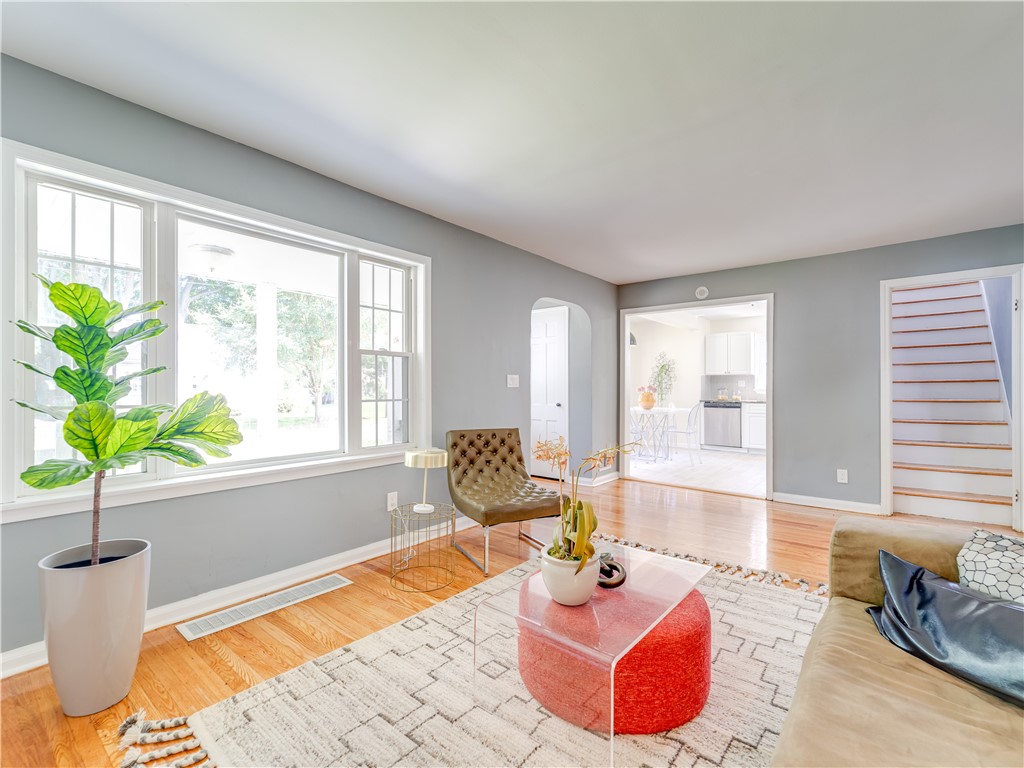 183 Hager Road Greece, NY 14616 - Photo 7 of 44