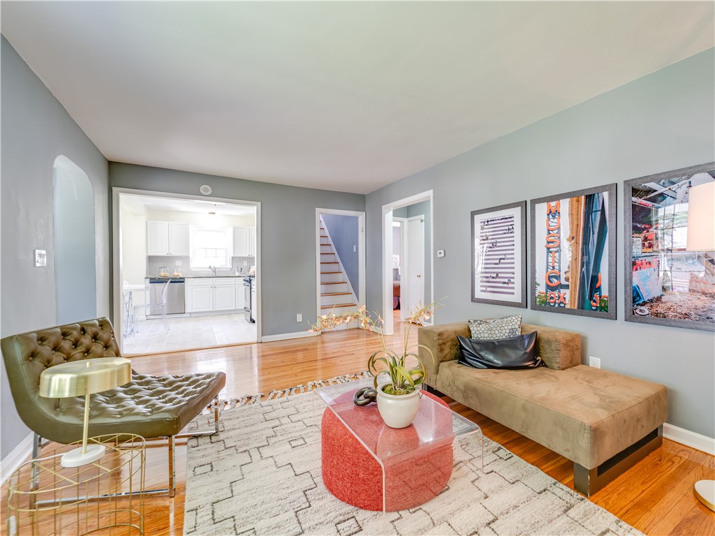 183 Hager Road Greece, NY 14616 - Photo 8 of 44