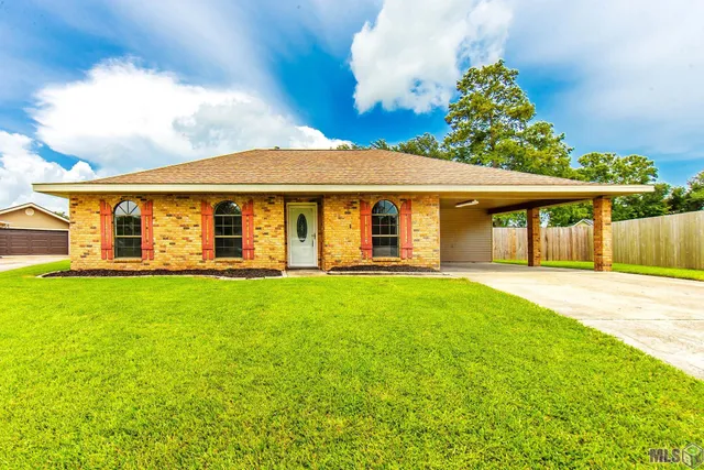 $229,900 | 111 Timbalier Drive, Houma, LA 70363