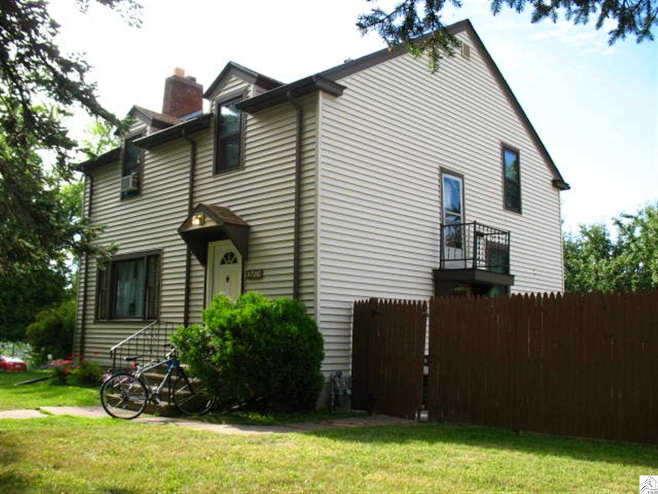 5726 Oneida Street Duluth, MN 55804 - Photo 1 of 17 Gallery Image 1
