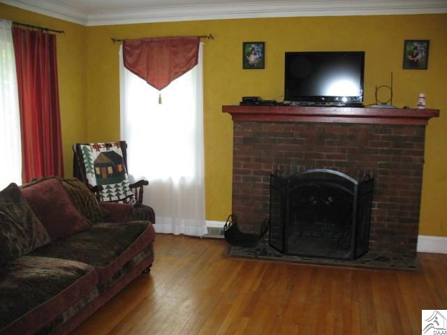 5726 Oneida Street Duluth, MN 55804 - Photo 2 of 17 Gallery Image 2