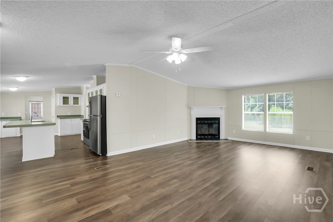 310 Mockingbird Drive Springfield, GA 31329 - Photo 10 of 37