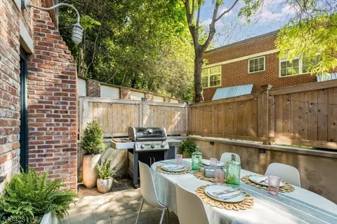 $799,000 | 25 Clark Street, Unit 205, Glen Ridge, NJ 07028