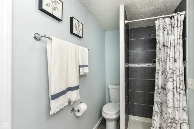 $325,000 | 4225 Guilford Avenue, Indianapolis, IN 46205