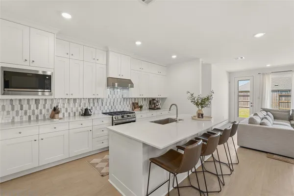 $2,100 | 28918 Grazing Plns Lane, Hockley, TX 77447