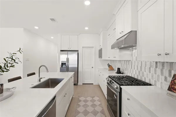 $2,100 | 28918 Grazing Plns Lane, Hockley, TX 77447