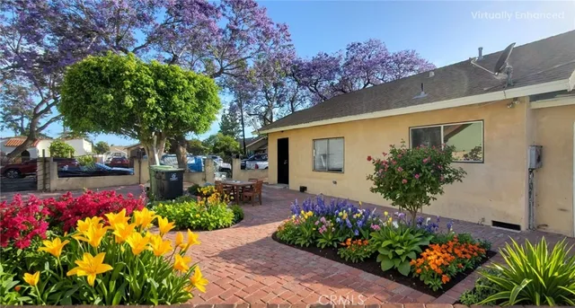 $1,590,000 | 1003 West Myrtle Street, Santa Ana, CA 92703