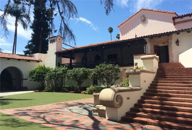 $1,590,000 | 1003 West Myrtle Street, Santa Ana, CA 92703