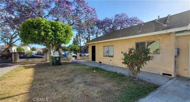 $1,590,000 | 1003 West Myrtle Street, Santa Ana, CA 92703