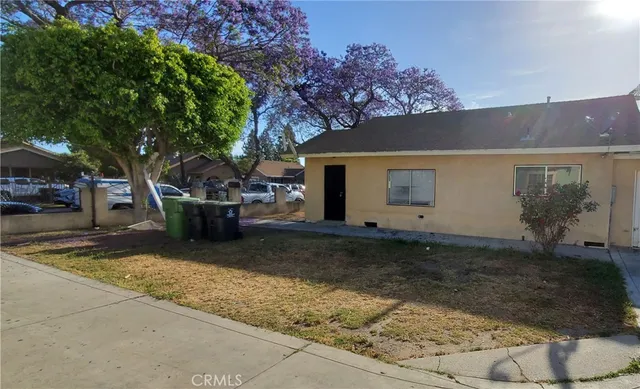 $1,590,000 | 1003 West Myrtle Street, Santa Ana, CA 92703