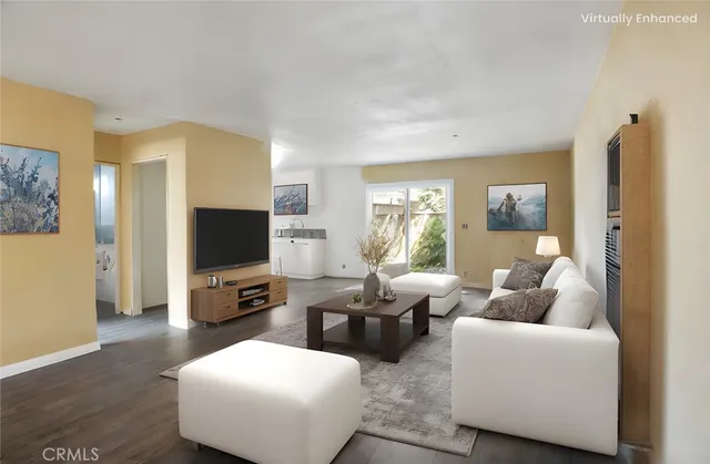 $1,590,000 | 1003 West Myrtle Street, Santa Ana, CA 92703