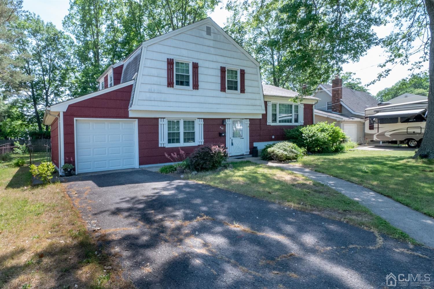 802 Curie Road North Brunswick, NJ 08902 - Photo 2 of 34