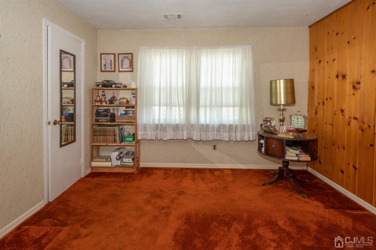 802 Curie Road North Brunswick, NJ 08902 - Photo 18 of 34