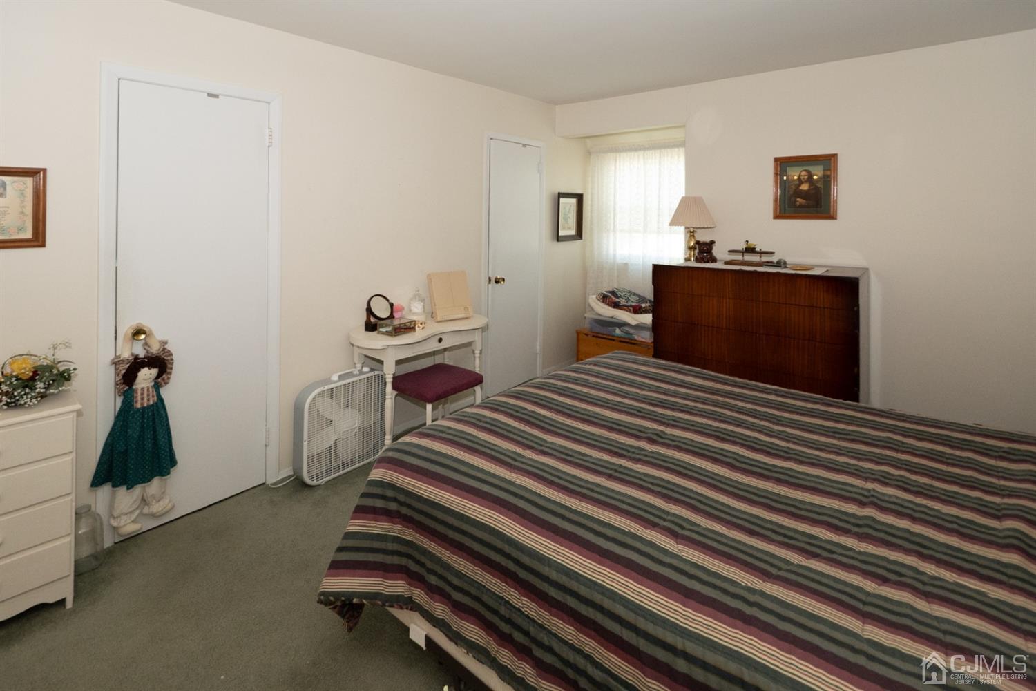 802 Curie Road North Brunswick, NJ 08902 - Photo 22 of 34