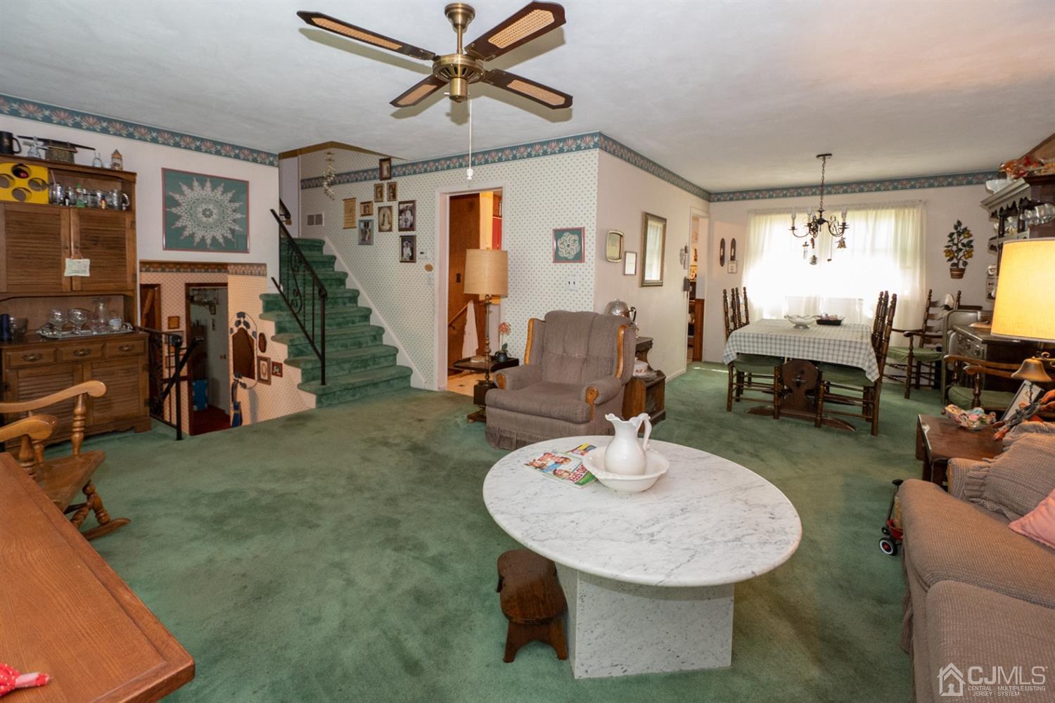 802 Curie Road North Brunswick, NJ 08902 - Photo 5 of 34