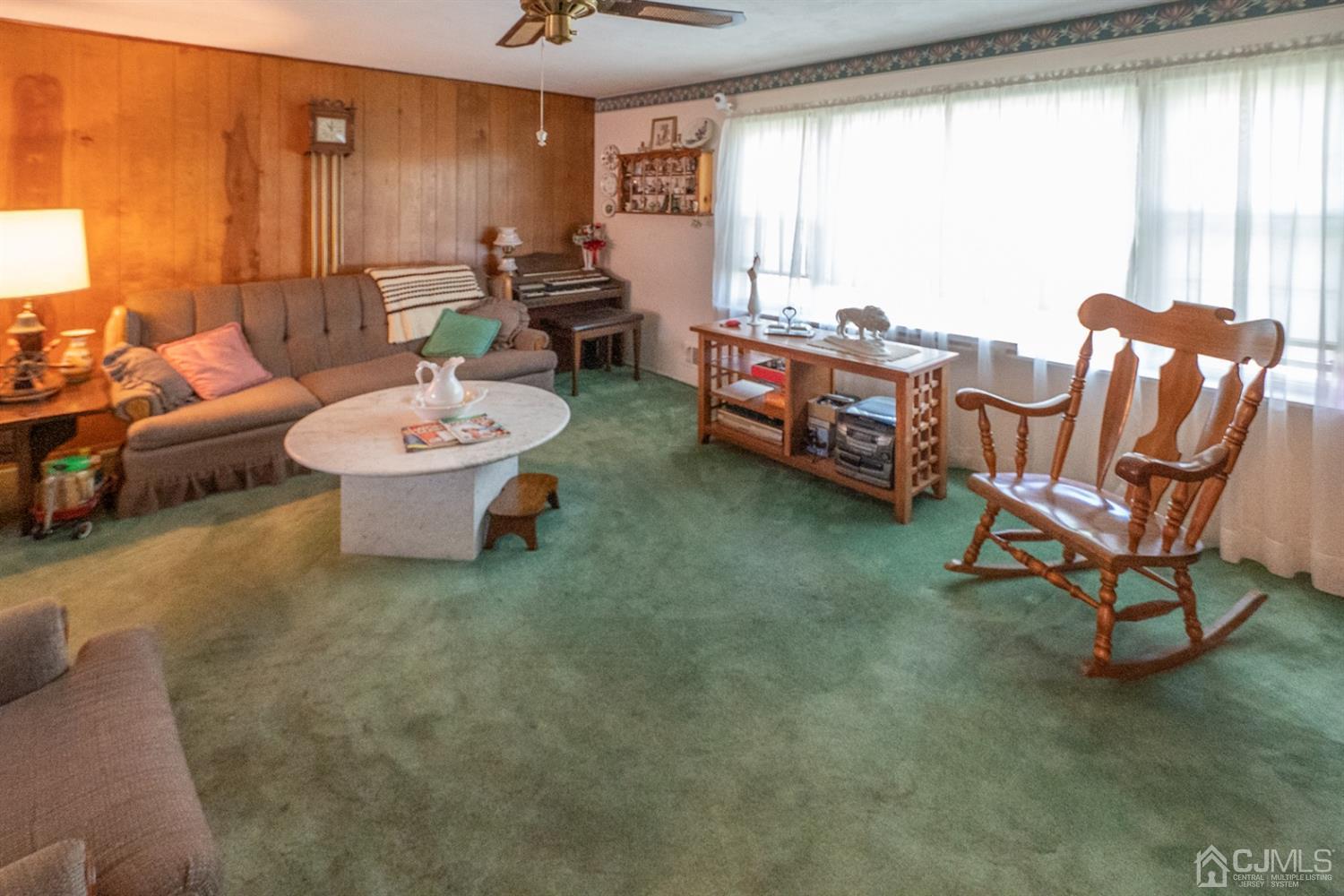 802 Curie Road North Brunswick, NJ 08902 - Photo 6 of 34