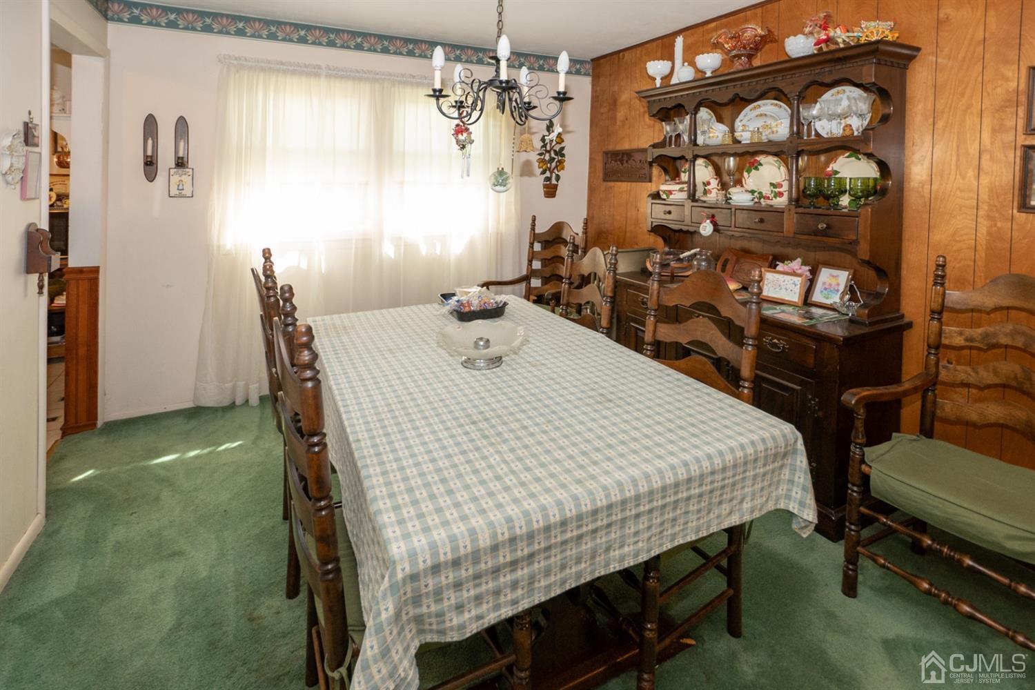 802 Curie Road North Brunswick, NJ 08902 - Photo 8 of 34