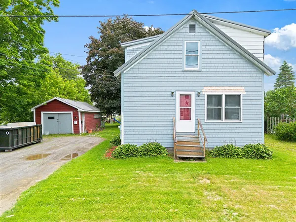 $215,000 | 110 Noble Court, Pittsfield, ME 04967