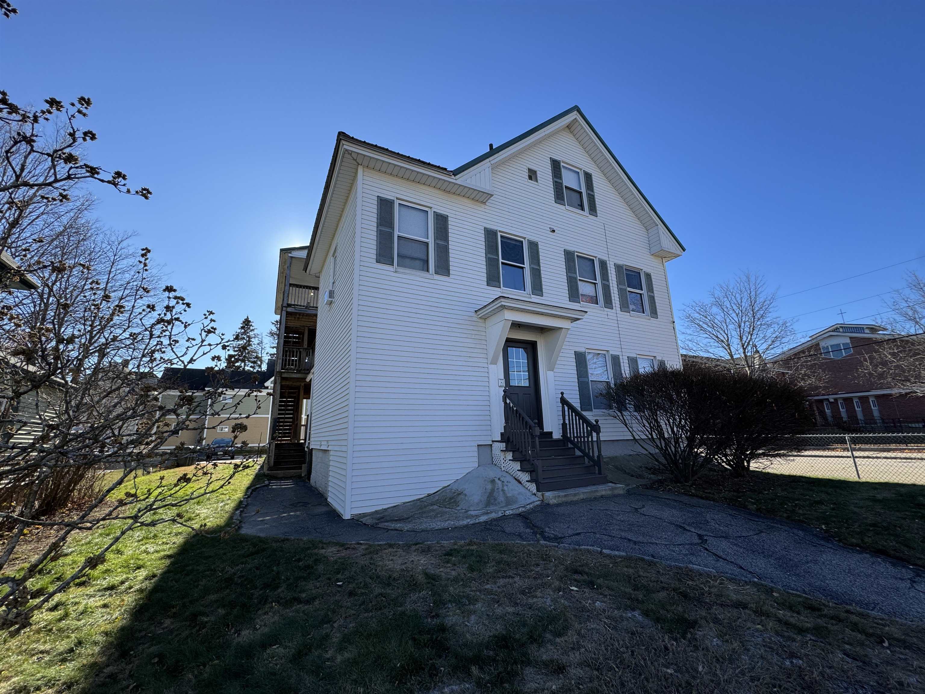62 Ferry Street, Unit 3 Manchester, NH 03102 - Photo 2 of 30