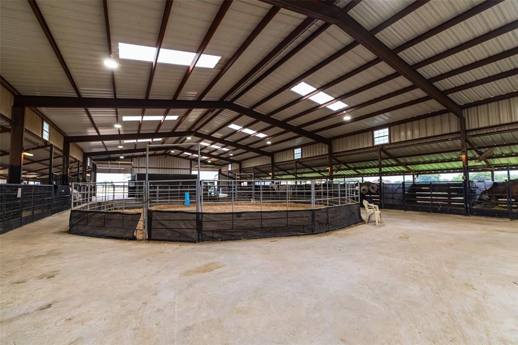 9940 Cole Road Pilot Point, TX 76258 - Photo 19 of 39