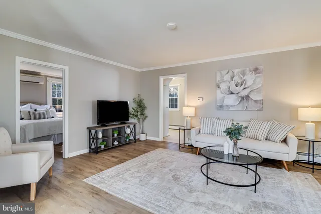 $359,900 | 18323 Oakland Drive North, Cobb Island, MD 20625