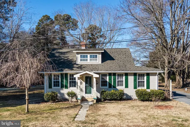 $359,900 | 18323 Oakland Drive North, Cobb Island, MD 20625
