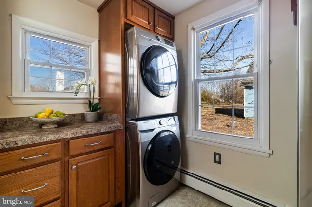 $359,900 | 18323 Oakland Drive North, Cobb Island, MD 20625