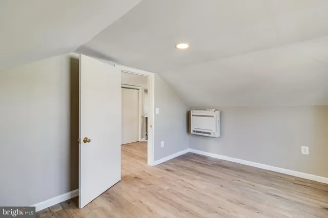 $359,900 | 18323 Oakland Drive North, Cobb Island, MD 20625