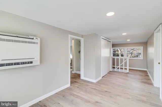 $359,900 | 18323 Oakland Drive North, Cobb Island, MD 20625