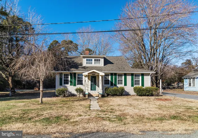 $359,900 | 18323 Oakland Drive North, Cobb Island, MD 20625