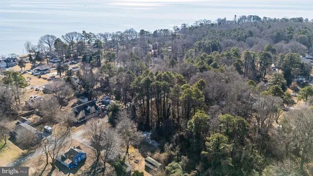 $359,900 | 18323 Oakland Drive North, Cobb Island, MD 20625