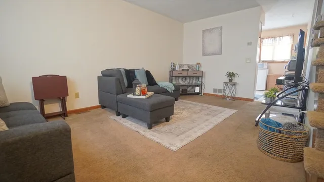 $120,000 | 120 Lamplighter Lane, Unit C, Springfield, MA 01119