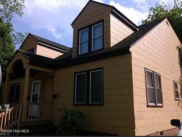 $1,395 | 305 Queen Street, Elizabeth City, NC 27909