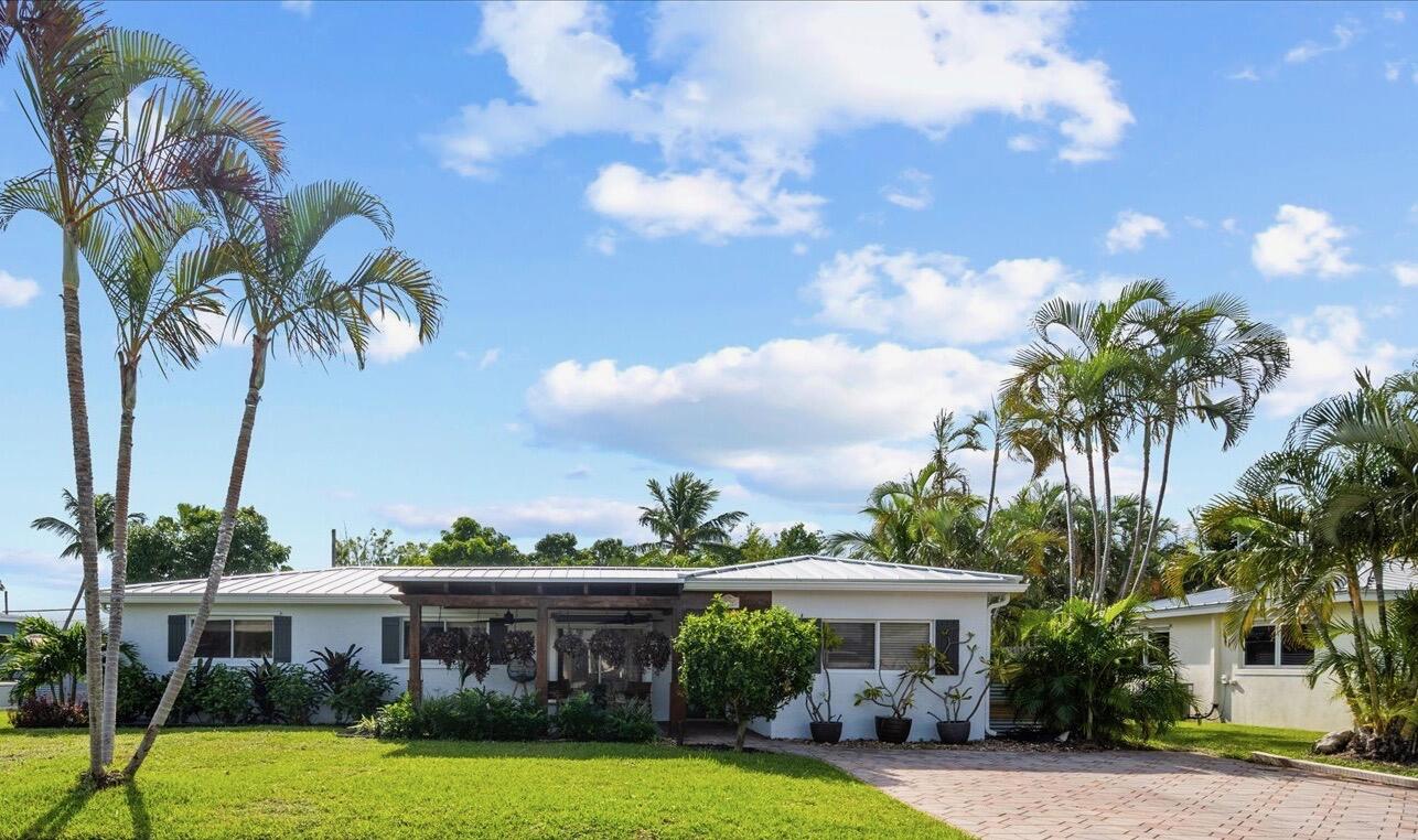 274 Northeast 28th Road Boca Raton, FL 33431 - Photo 4 of 20 01-DSC_8200