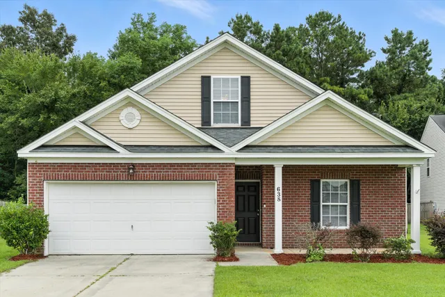 $320,000 | 638 English Oak Circle, Moncks Corner, SC 29461