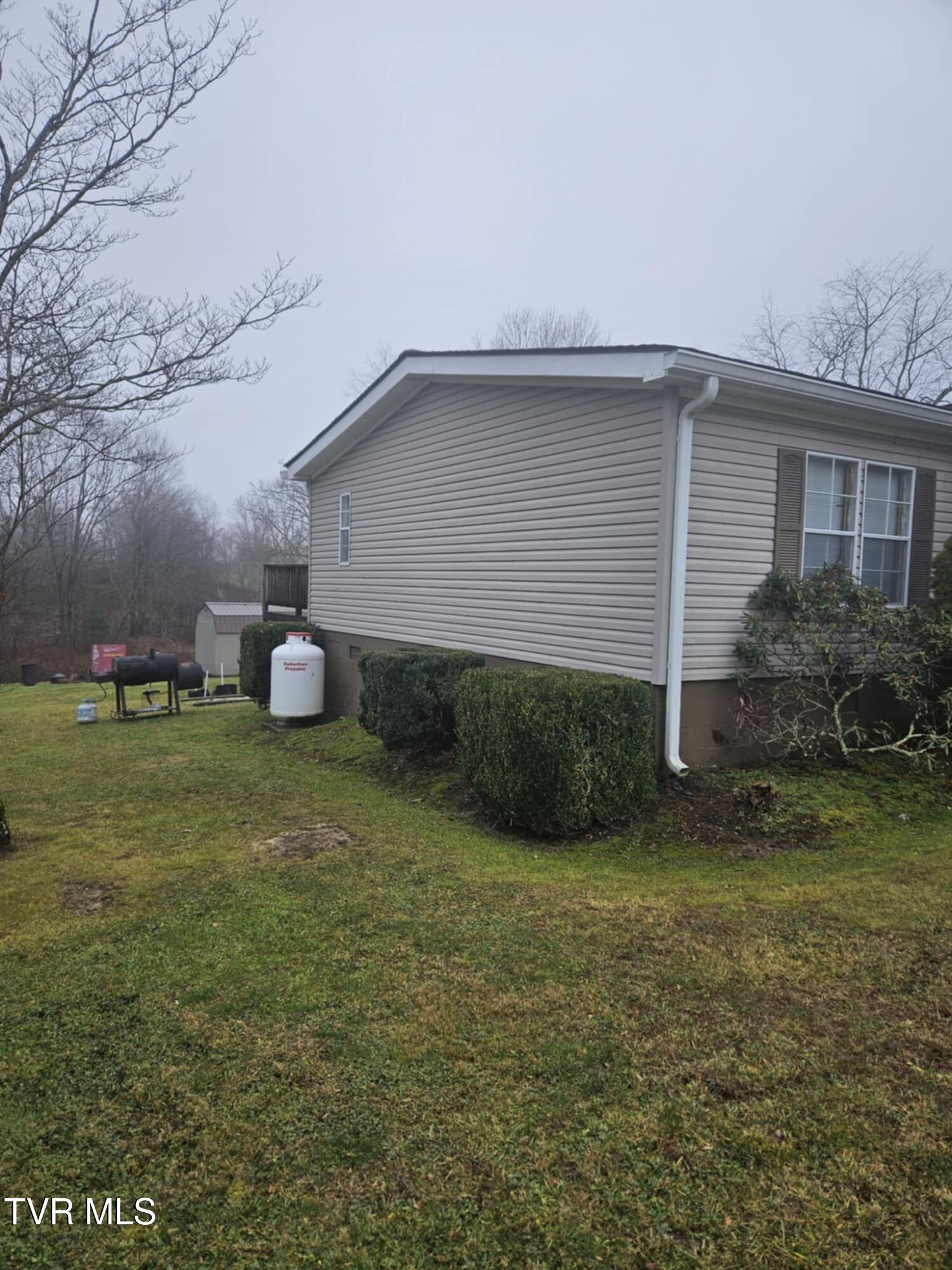 4939 Hubbard Road Wise, VA 24293 - Photo 4 of 25 IMG_4789