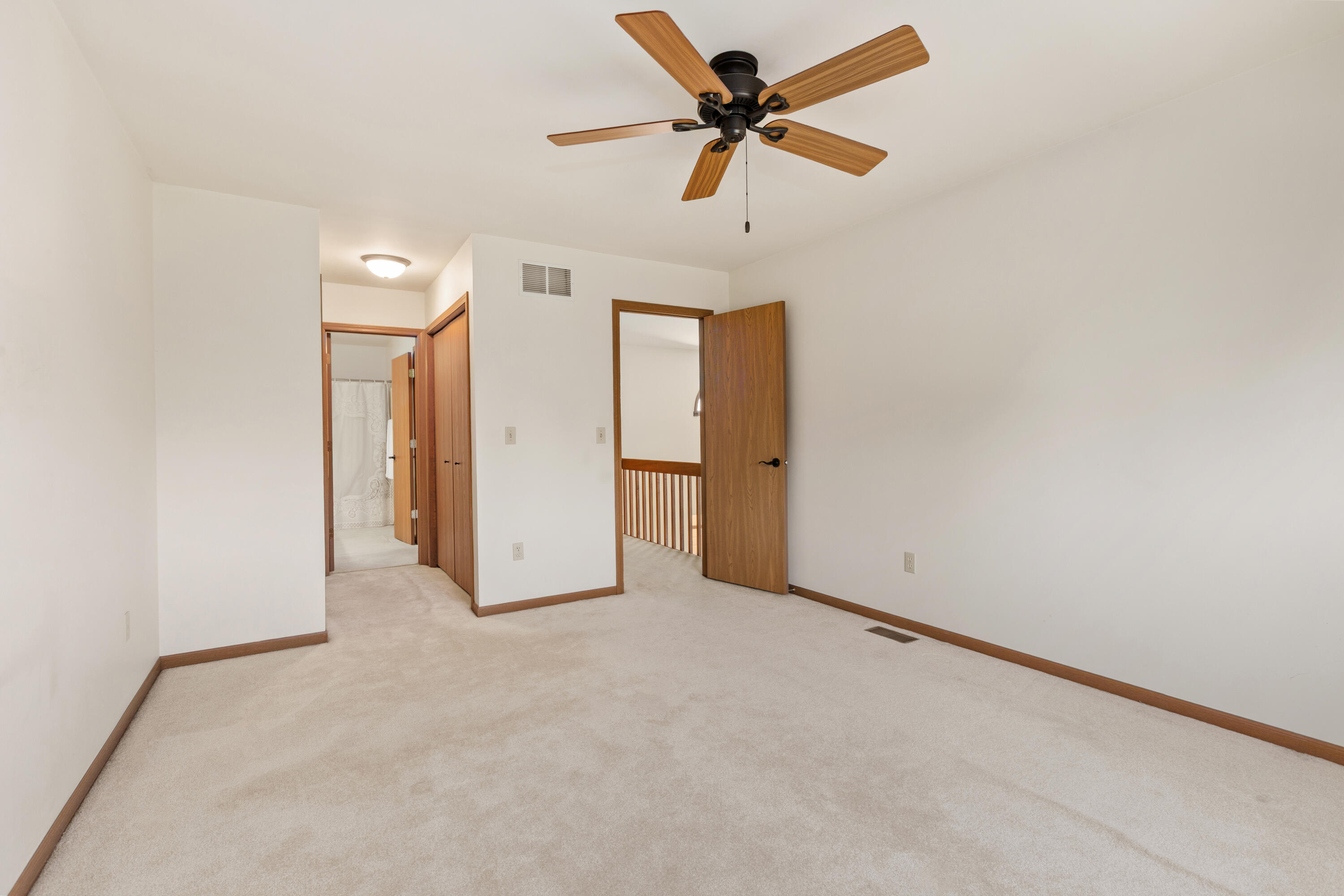 633 West 94th Court Crown Point, IN 46307 - Photo 14 of 19 3000x2000