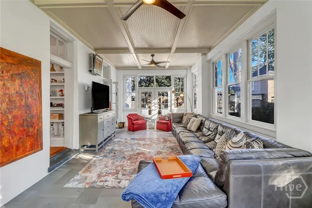 $8,500 | 602 East Victory Drive, Savannah, GA 31405