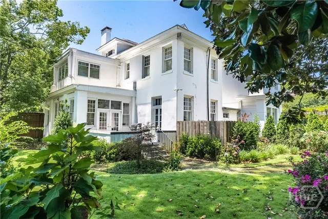 $8,500 | 602 East Victory Drive, Savannah, GA 31405