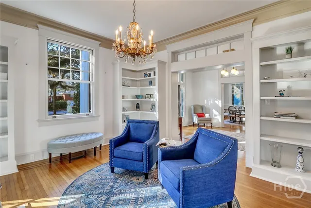 $8,500 | 602 East Victory Drive, Savannah, GA 31405