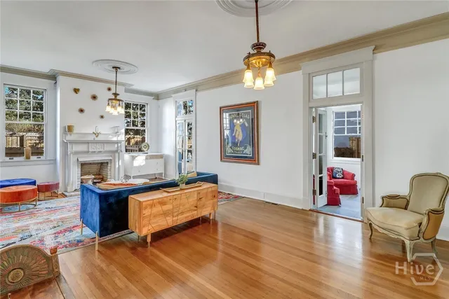 $8,500 | 602 East Victory Drive, Savannah, GA 31405