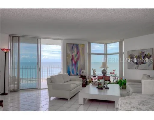 $9,000 | 2425 Gulf Of Mexico Drive, Unit 4E, Longboat Key, FL 34228