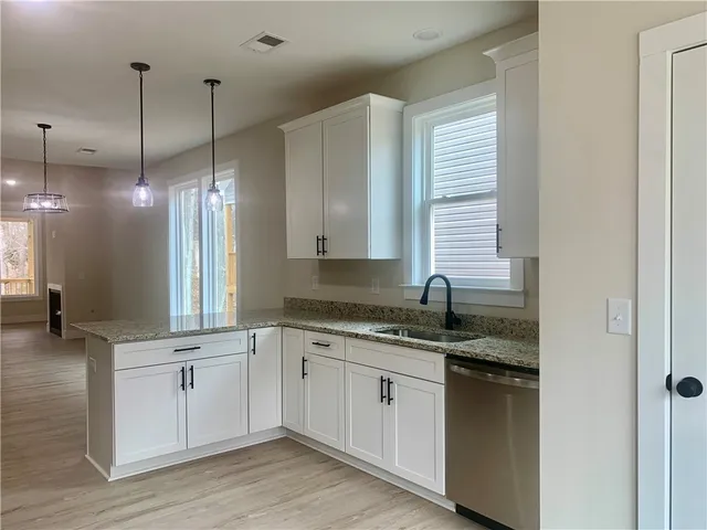 $374,900 | 158 Grand Oak Circle, Pendleton, SC 29670