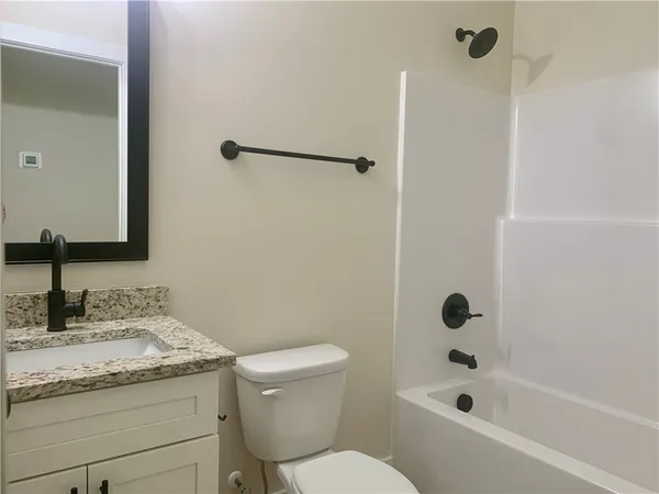 $374,800 | 158 Grand Oak Circle, Pendleton, SC 29670