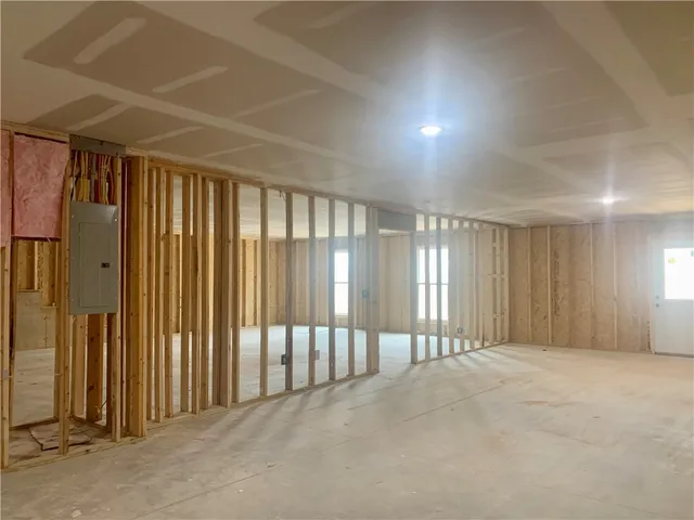 $374,900 | 158 Grand Oak Circle, Pendleton, SC 29670