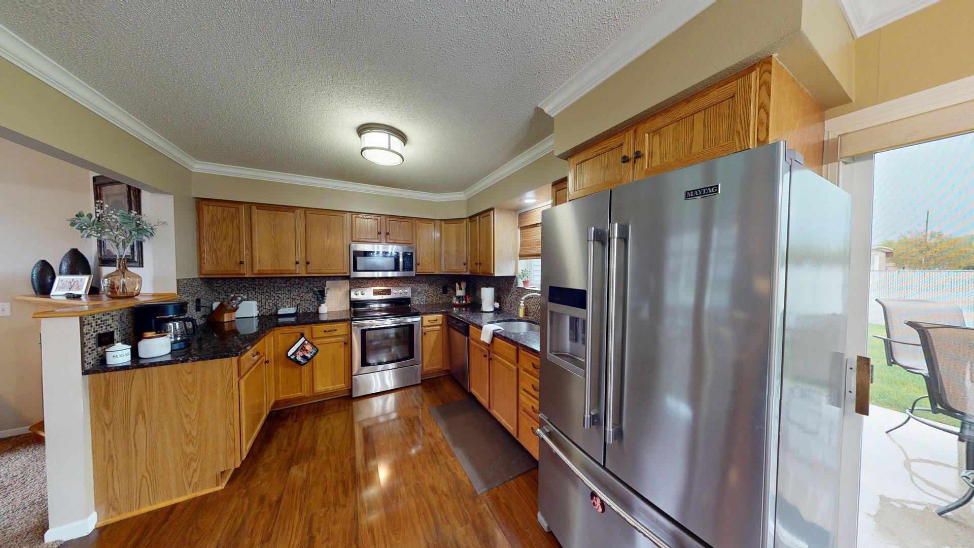 2003 Prairie Lane Southwest Willmar, MN 56201 - Photo 9 of 22