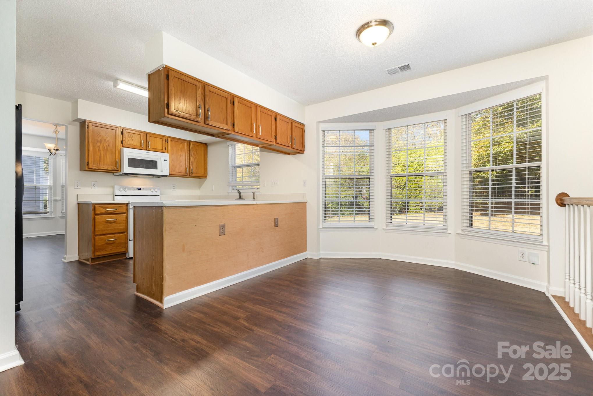 11421 Coreopsis Road Charlotte, NC 28213 - Photo 11 of 34