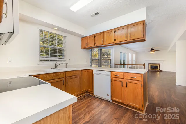 $339,900 | 11421 Coreopsis Road, Charlotte, NC 28213