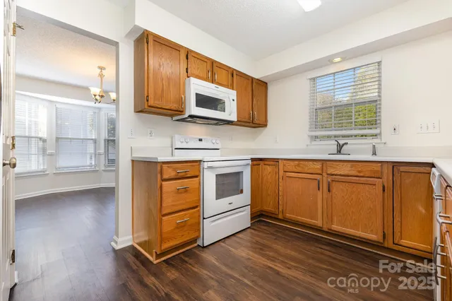 $339,900 | 11421 Coreopsis Road, Charlotte, NC 28213